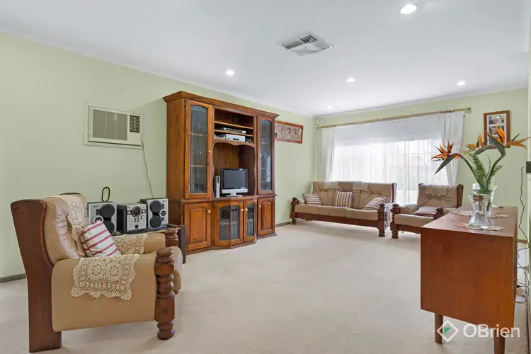 Fifth view of Homely house listing, 2 Jang Place, Kurunjang VIC 3337