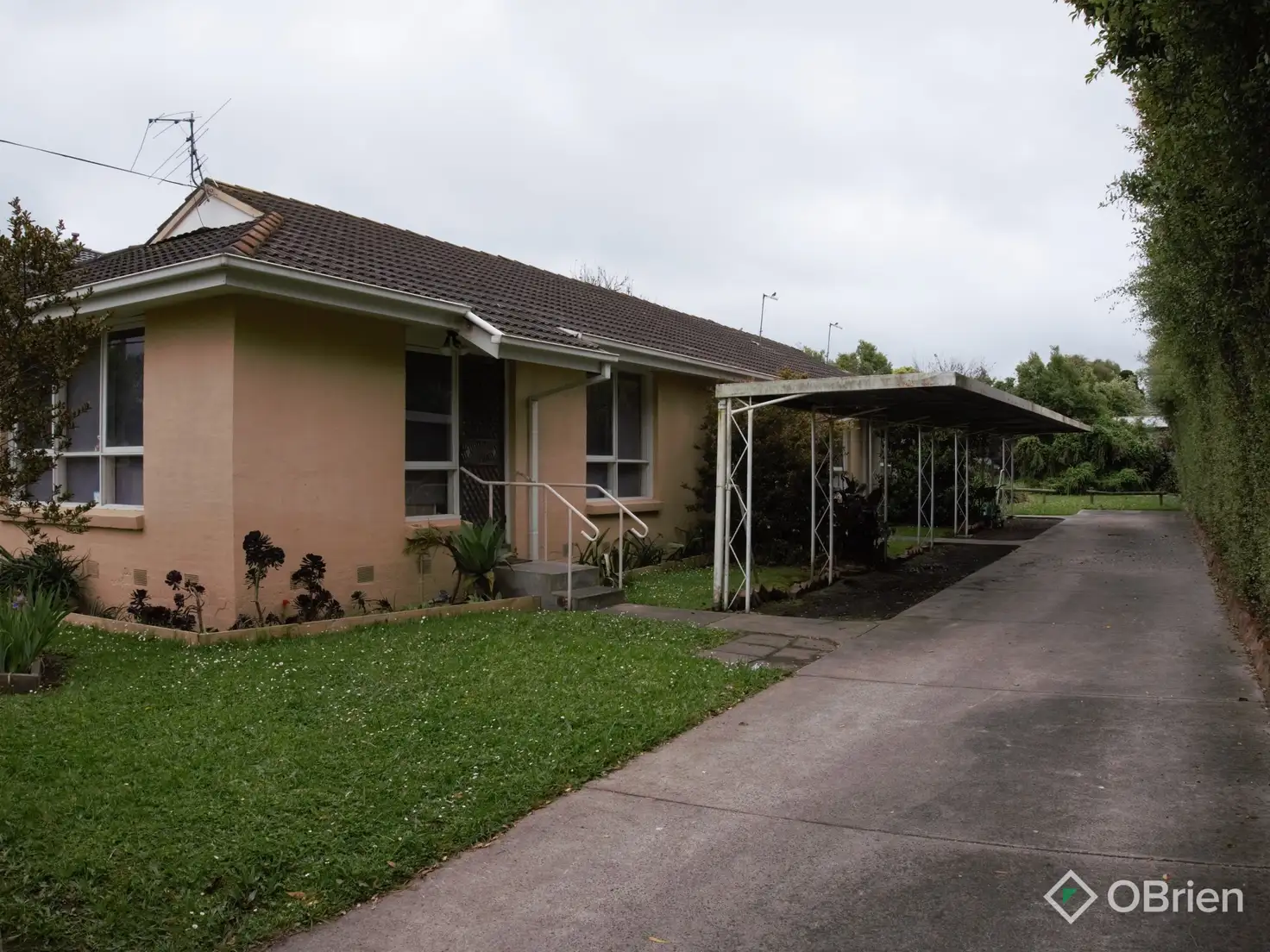 Main view of Homely unit listing, 2/4 Station Way, Tyabb VIC 3913