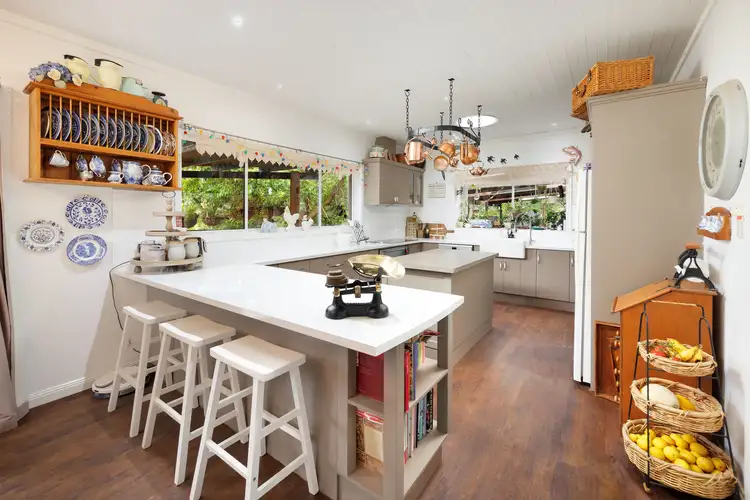 Fifth view of Homely house listing, 2 Hamilton Court, Baranduda VIC 3691