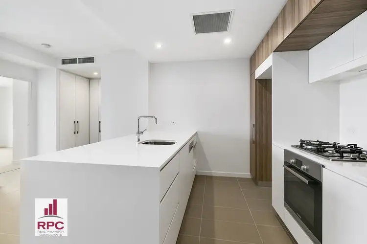 Main view of Homely apartment listing, 18 Parkside Circuit, Hamilton QLD 4007