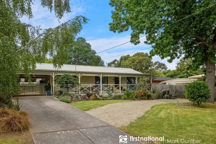 2 Eadie Avenue, Healesville VIC 3777
