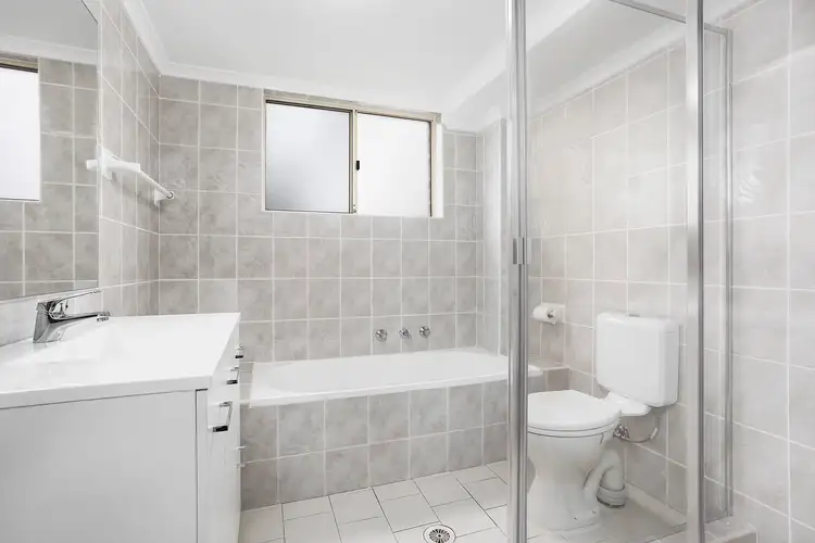 Fourth view of Homely apartment listing, 1/381 Kingsway, Caringbah NSW 2229