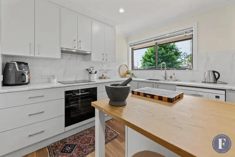 28 Taylor Road, Young NSW 2594