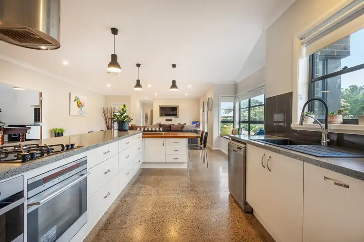 Fifth view of Homely house listing, 2 Yarra Court, Mudgee NSW 2850