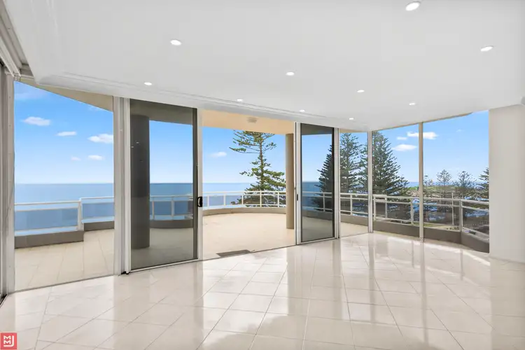 Third view of Homely apartment listing, 3/26 Cliff Road, Wollongong NSW 2500