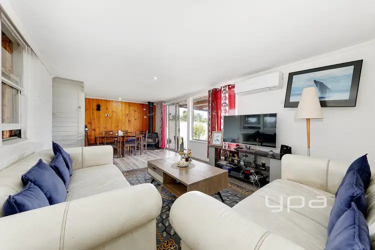 Fourth view of Homely house listing, 15 Avalon Avenue, Broadmeadows VIC 3047