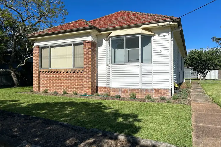 5 High Street, Largs NSW 2320
