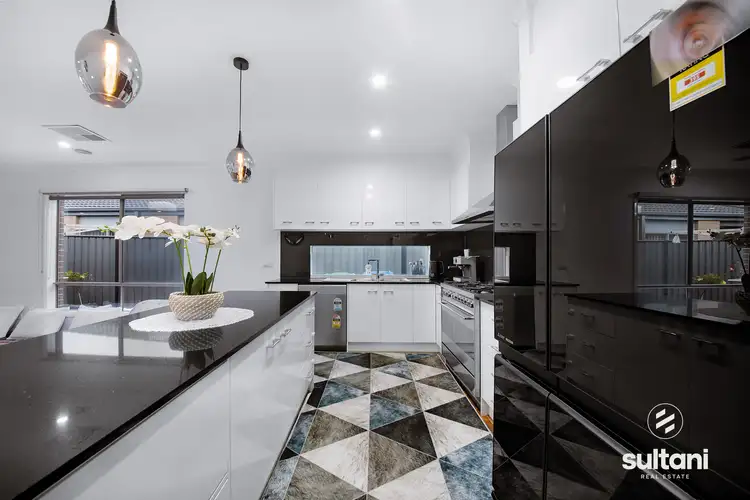 Fifth view of Homely house listing, 15 Paso Grove, Clyde North VIC 3978