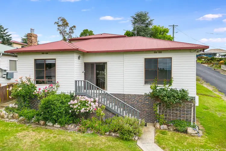 16w Churchill Street, Walcha NSW 2354
