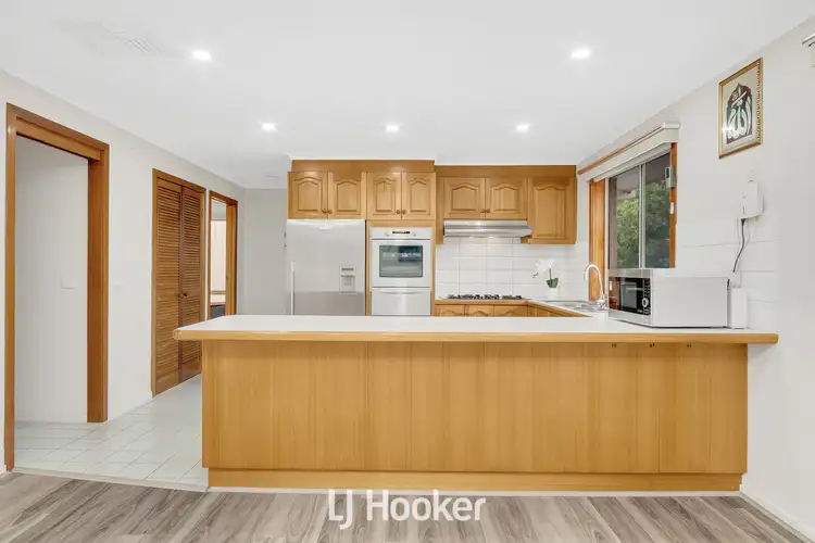 Sixth view of Homely house listing, 13 Henlow Rise, Hallam VIC 3803