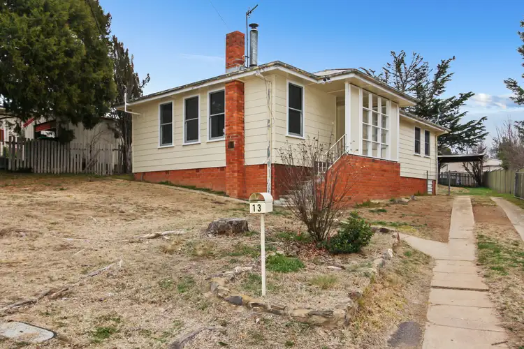 13 Ernest Phillips Avenue, Cooma NSW 2630