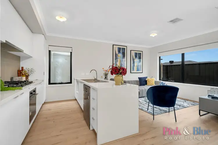 Fourth view of Homely house listing, 2/3 Greenpoint Drive, Rockbank VIC 3335