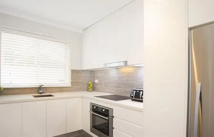 Second view of Homely apartment listing, 5/104 Crown Road, Queenscliff NSW 2096