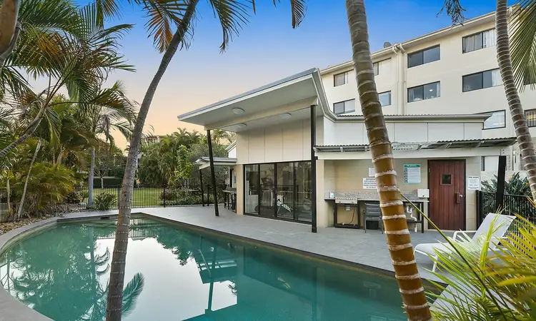 53/55 Harries Road, Coorparoo QLD 4151