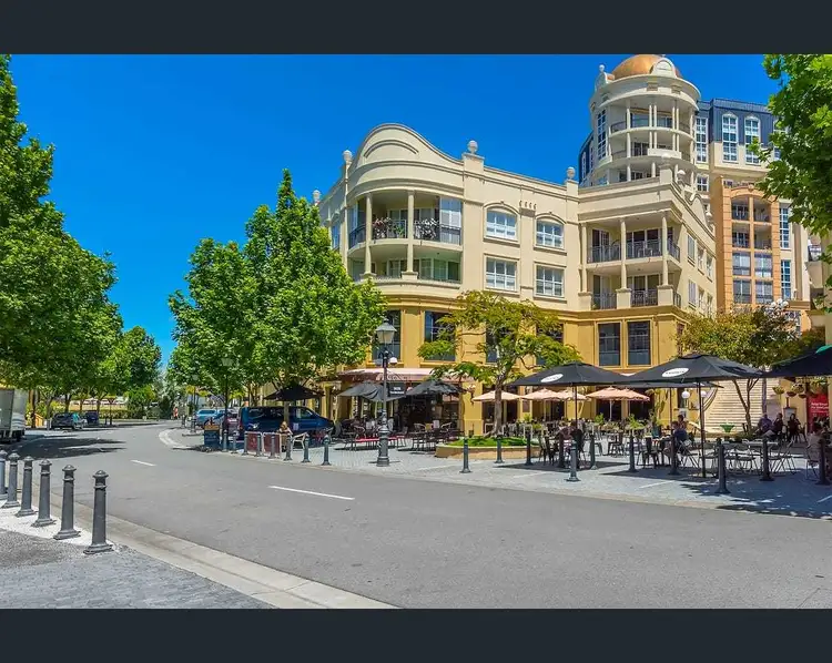 13/3400 Panorama Drive, Carrara QLD 4211