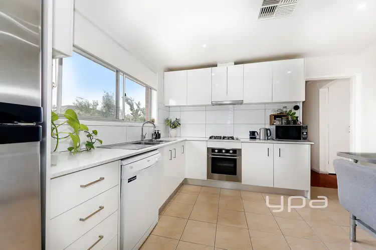 Sixth view of Homely house listing, 4 Cranbrook Court, Gladstone Park VIC 3043