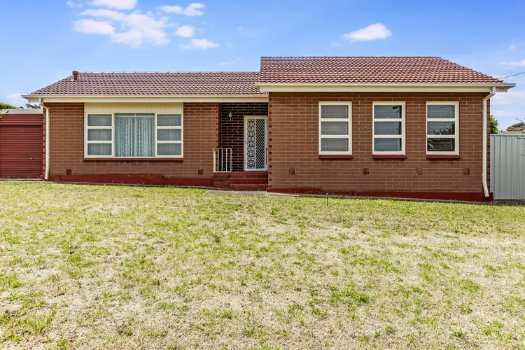 25 Norongo Street, O'sullivan Beach SA 5166