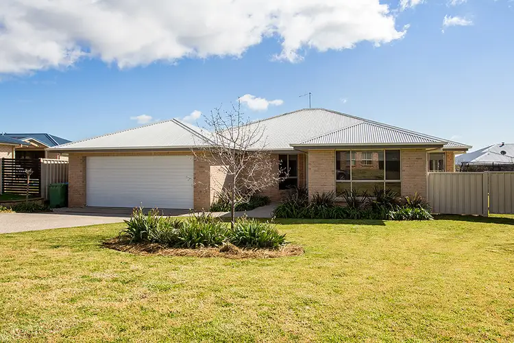 8 Birch Grove, Mudgee NSW 2850