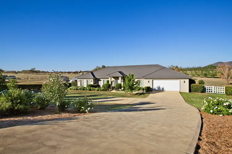 39 Robert Hoddle Grove, Mudgee NSW 2850