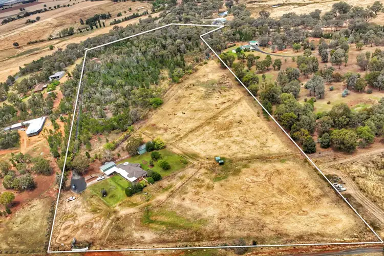 105 Quondong Road, Grenfell NSW 2810