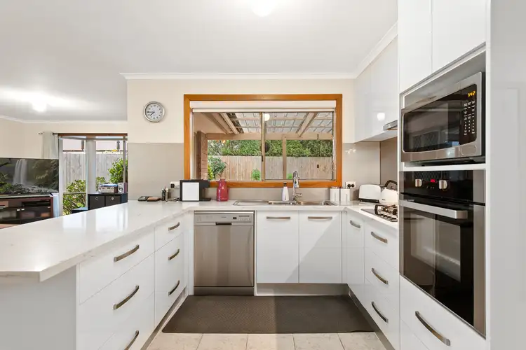 Fourth view of Homely house listing, 9 Glendale Crescent, Berwick VIC 3806