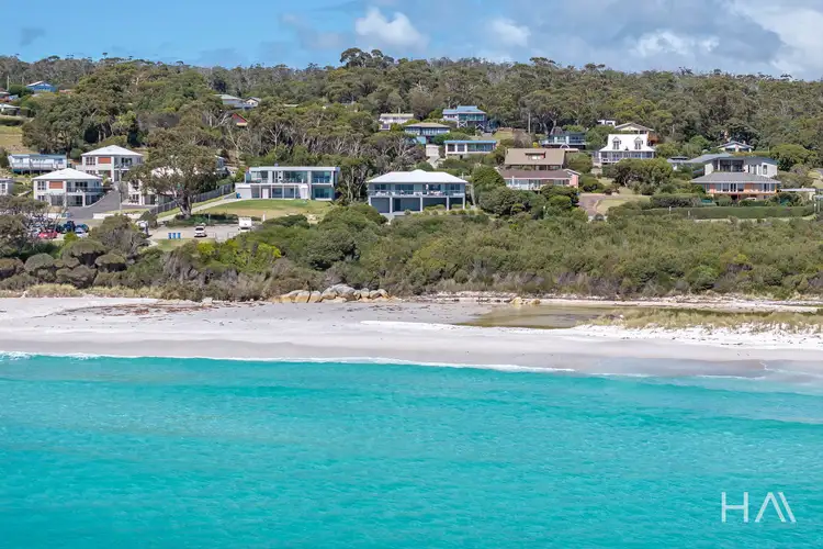 88 Main Road, Binalong Bay TAS 7216