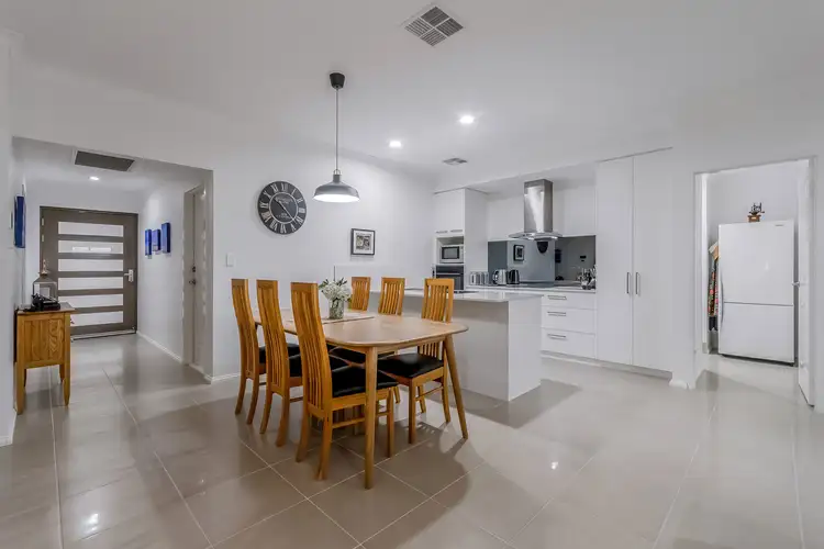 Fifth view of Homely house listing, 8 Langer Crescent, Champion Lakes WA 6111