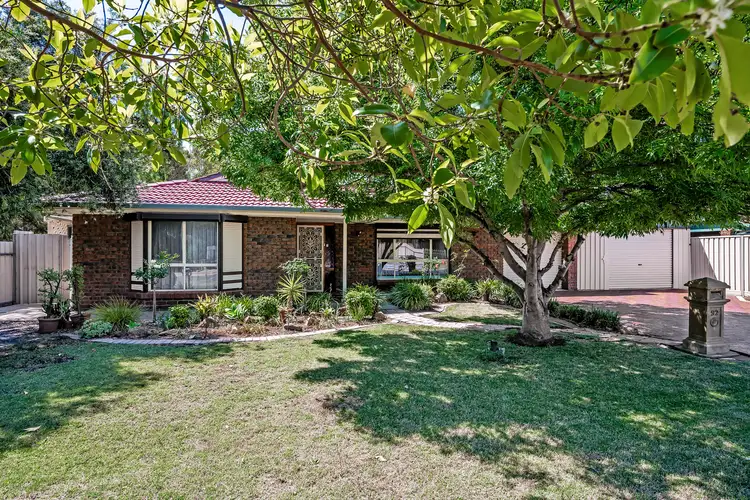 92 Bradman Road, Green Fields SA 5107