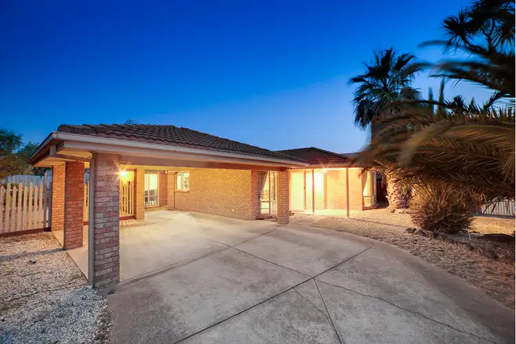 12 Sunset Place, Hampton Park VIC 3976