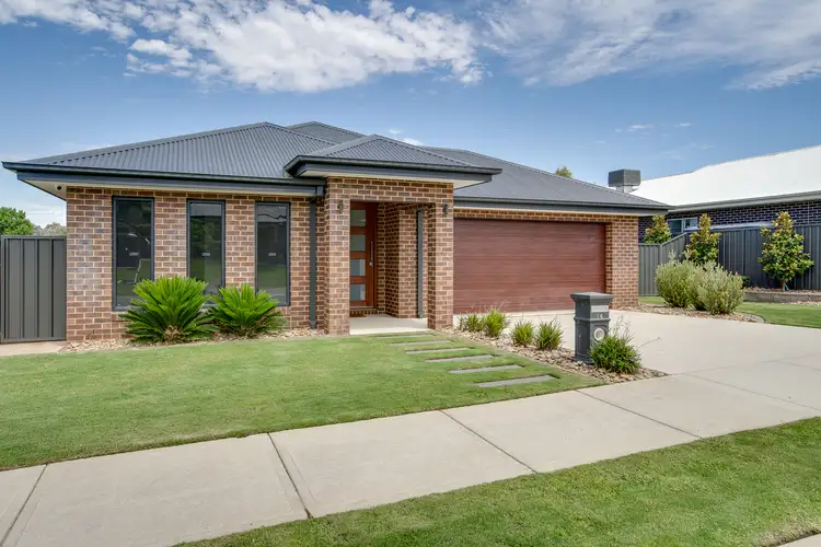 14 Meander Street, Thurgoona NSW 2640