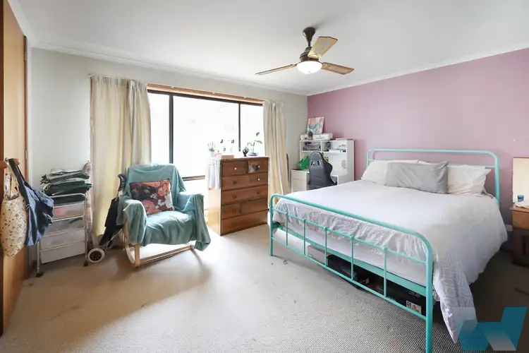 Fifth view of Homely house listing, 1 Kelsey Court, Bairnsdale VIC 3875