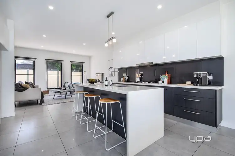 Sixth view of Homely unit listing, 2/8 Montrose Court, Sydenham VIC 3037