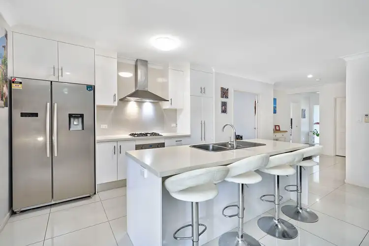 10 Marrabah Avenue, Smithfield QLD 4878