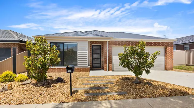 21 Gallant Way, Winter Valley VIC 3358