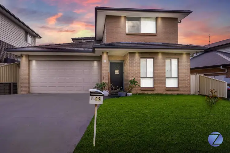 Second view of Homely house listing, 3/19 Elizabeth Close, Appin NSW 2560