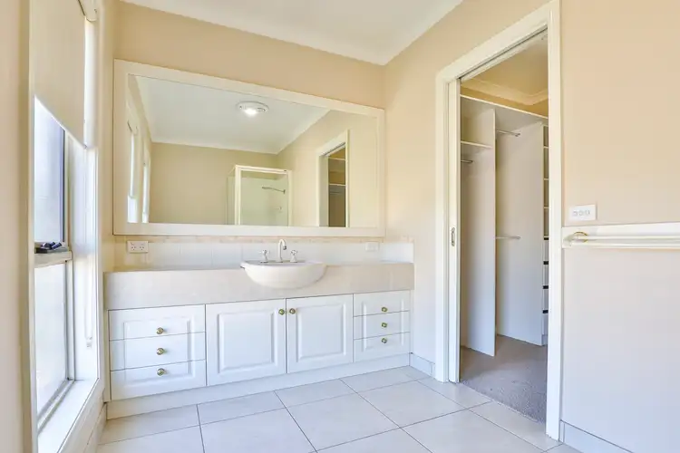 Sixth view of Homely house listing, 23 Bakogiannis Court, Mildura VIC 3500