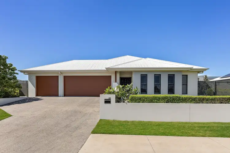 40 Spring Way, Nikenbah QLD 4655