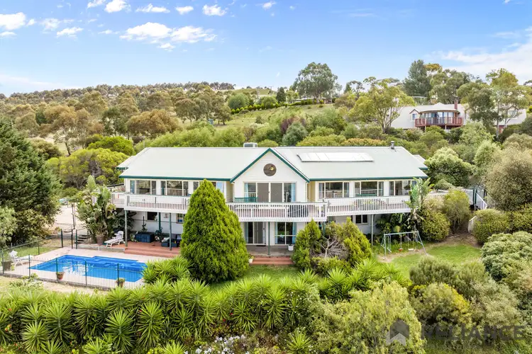 8 Chambers Court, Darley VIC 3340