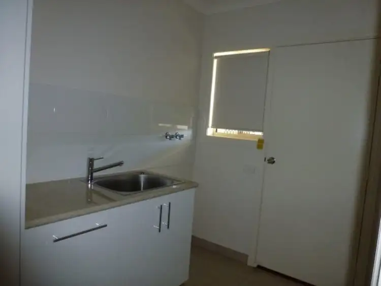 Sixth view of Homely house listing, 4 Lakeview Court, Mildura VIC 3500