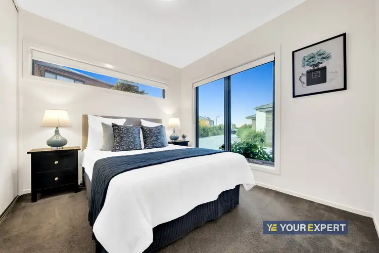 Fifth view of Homely house listing, 17 Metro Circuit, Berwick VIC 3806
