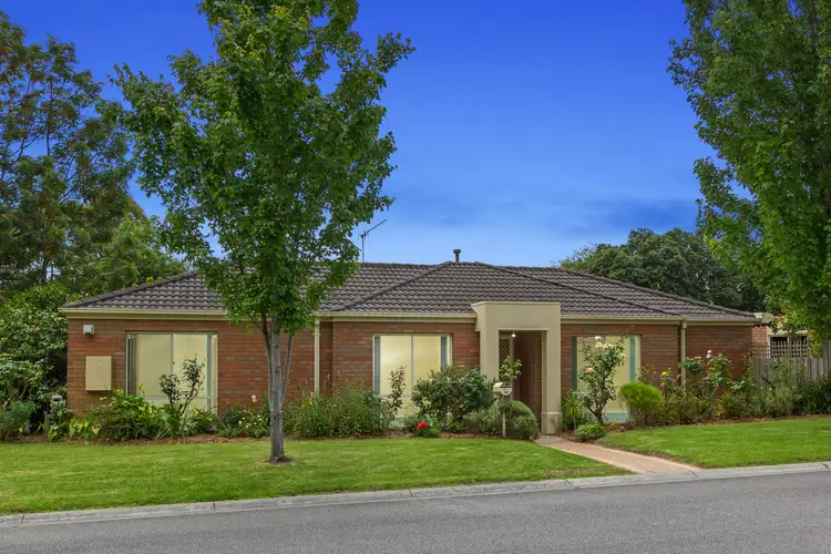 30 Forest Oak Drive, Upper Ferntree Gully VIC 3156