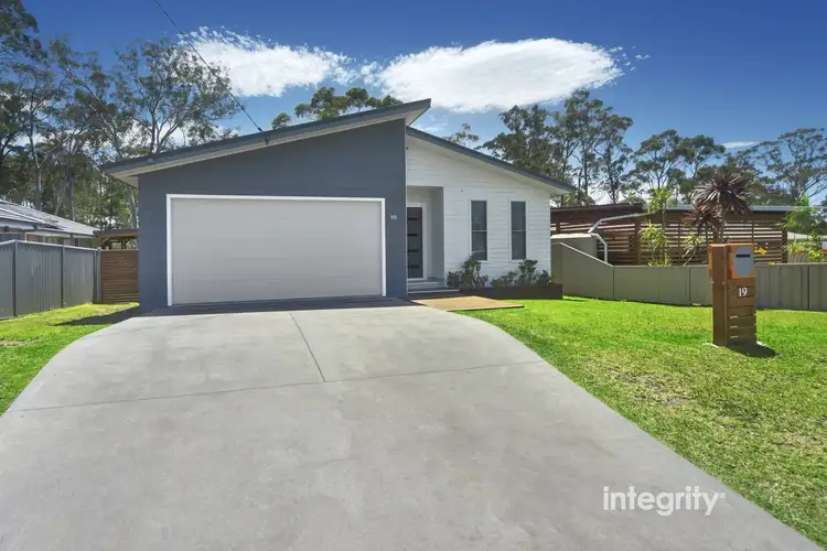 19 Auster Crescent, Sanctuary Point NSW 2540