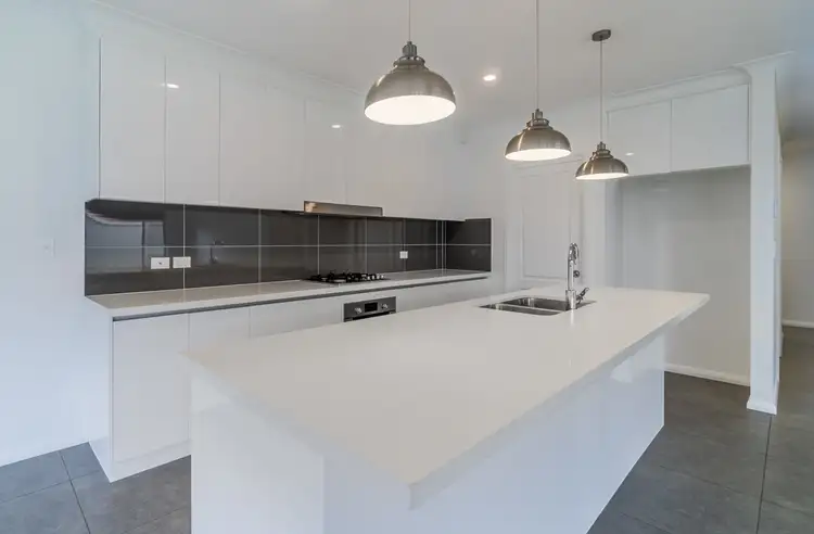 Third view of Homely unit listing, 33 Fountain Circuit, Dubbo NSW 2830