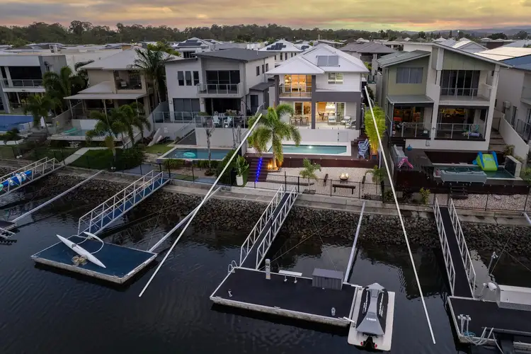 30A Harbourvue Court, Helensvale QLD 4212