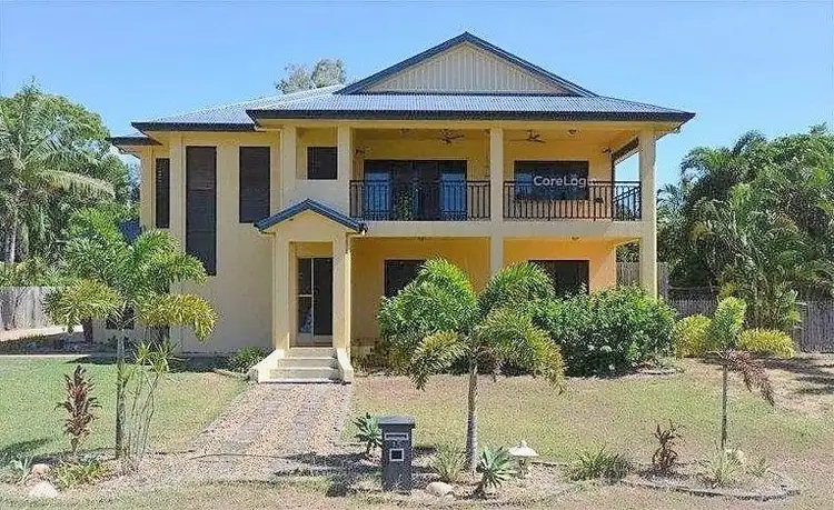 15 Jamaica Crescent, Bushland Beach QLD 4818