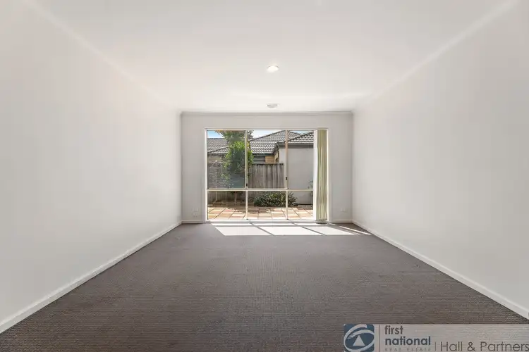 Fifth view of Homely house listing, 10 Aspendale Place, Lyndhurst VIC 3975