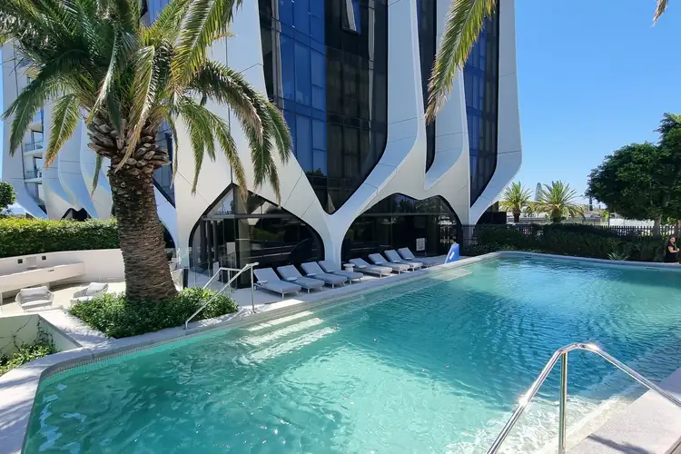 1705/2 The Lanes Boulevard, Mermaid Waters QLD 4218