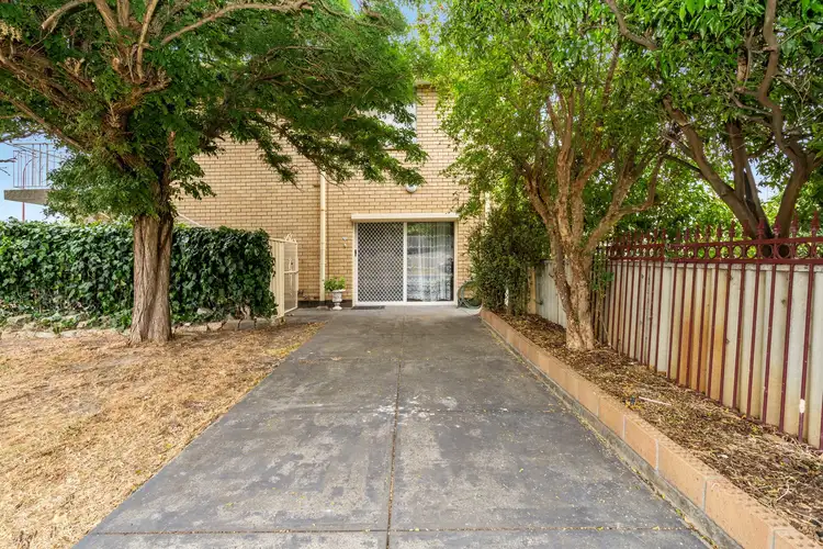 Fifth view of Homely house listing, 117 Carisbrooke Street, Maddington WA 6109