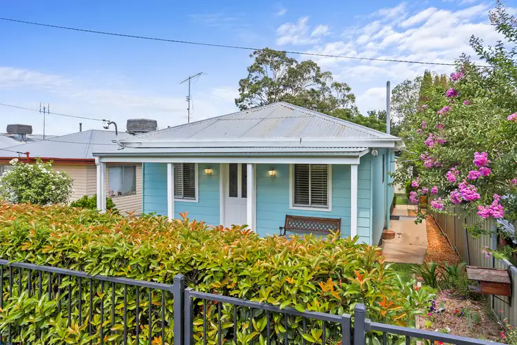 32 Hunt Street, Tamworth NSW 2340