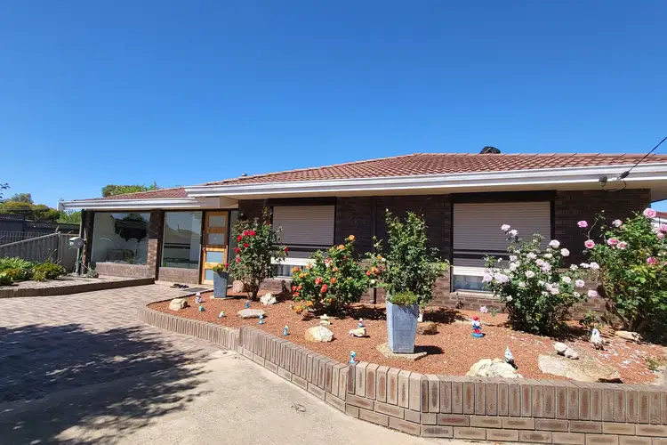 9 Hakea Place, Katanning WA 6317